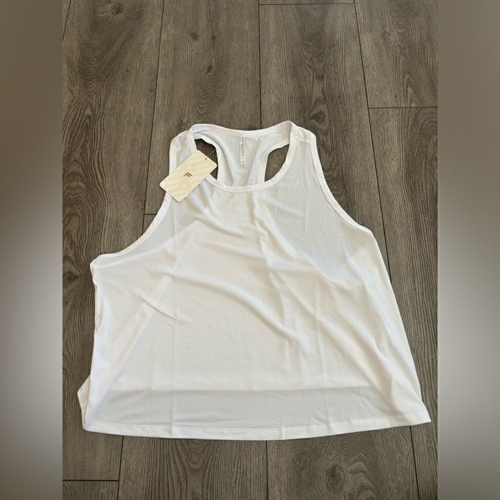 Fabletics woman’s Blake tank loose fit with knit fabric with cropped silhouette